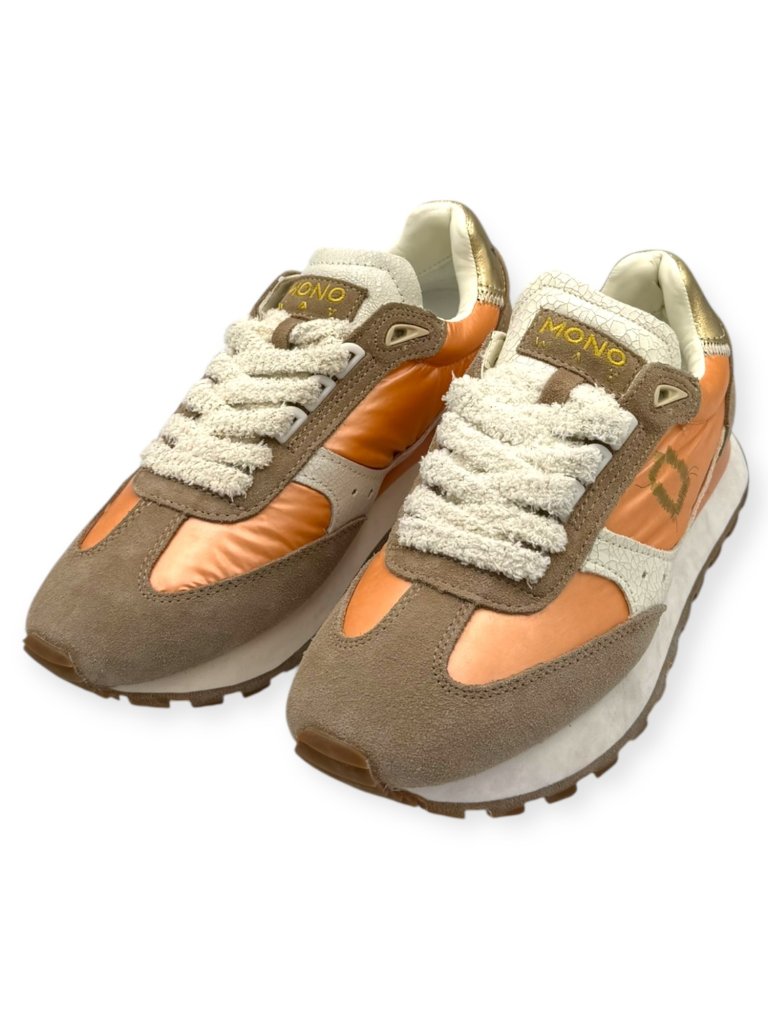 Sneakers damă Mono Way din fâș oranj și piele întoarsă maro, cu șireturi albe texturate și detalii aurii.